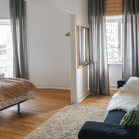 Aquilla Family 302 Séjour chez l'habitant *